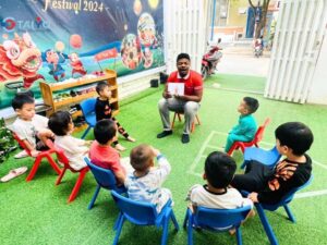 Học tiếng anh với chuyên gia